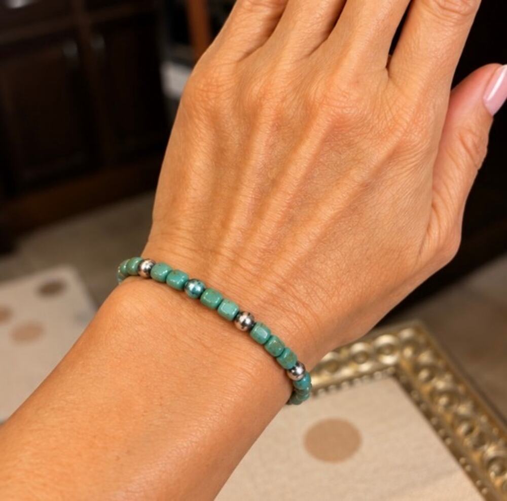 Turquoise Square Bead & Silver Pearl Stretch Bracelet – 6–7"